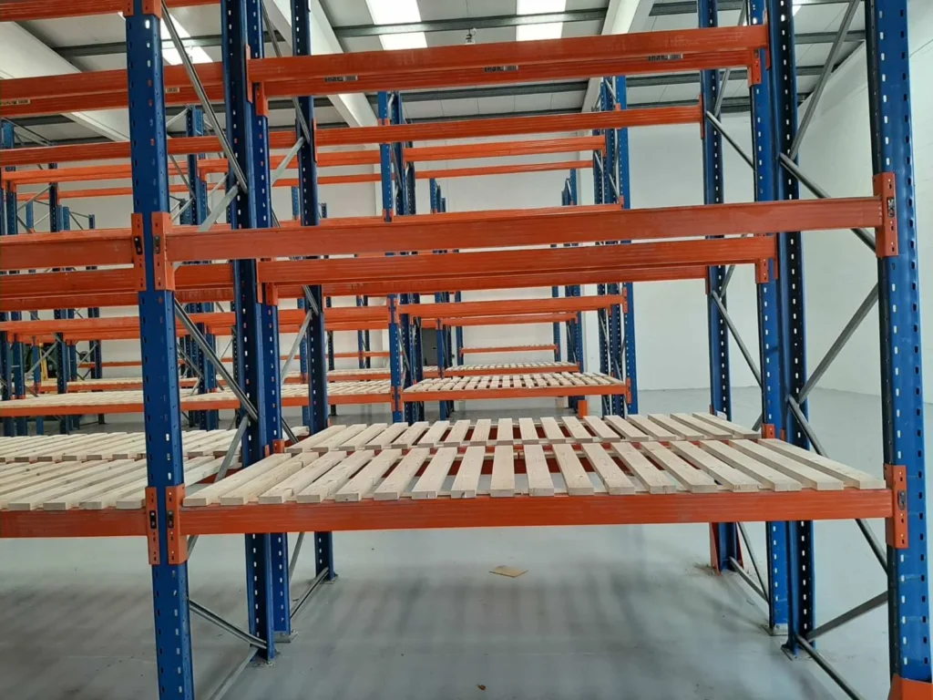 premium boltless racking